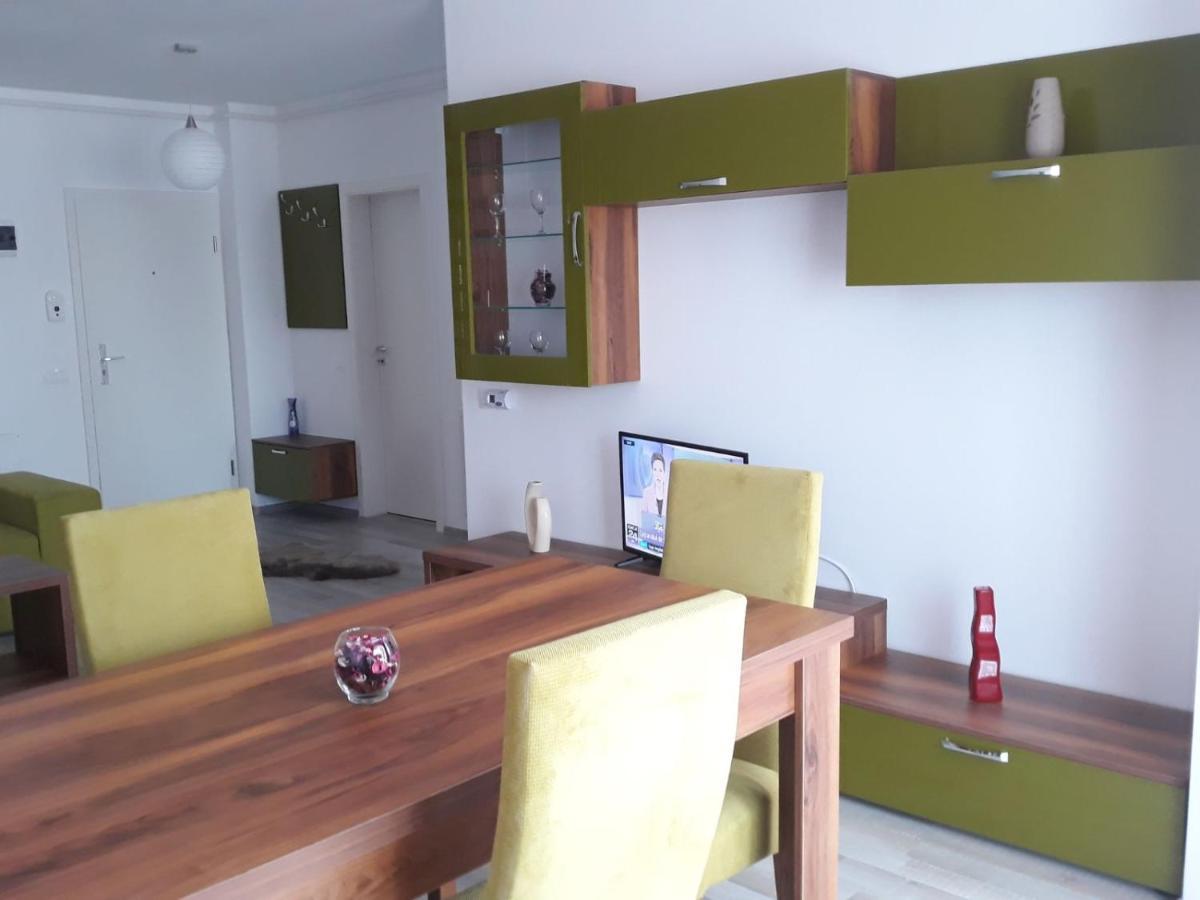 Avangarden Ema Apartamento Braşov