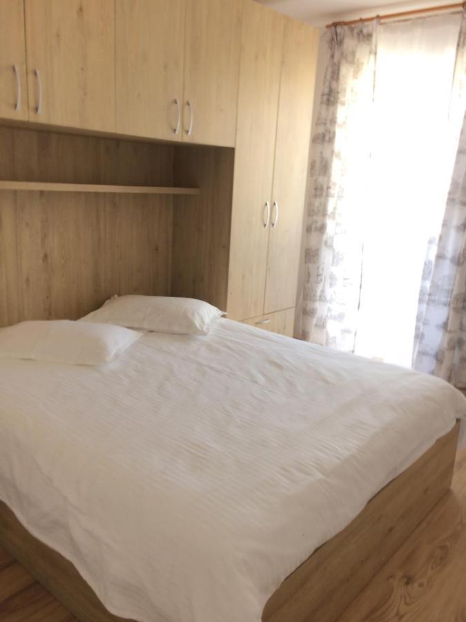 Avangarden Ema Apartamento Braşov
